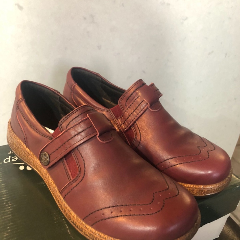 Spring Step Slip-on Shoe